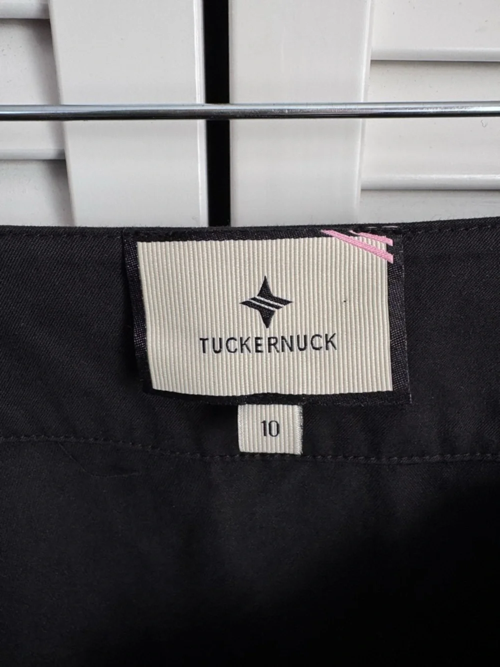 Tuckernuck A-Line Button Front Midi Skirt Pockets Academia Black Size 10 NWT